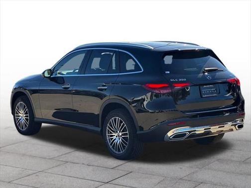 2025 Mercedes-Benz GLC 300 4MATIC