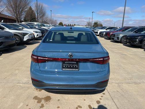 2026 Volkswagen Jetta 1.4T SE