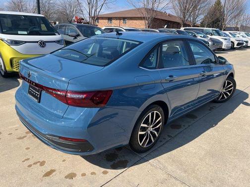 2026 Volkswagen Jetta 1.4T SE