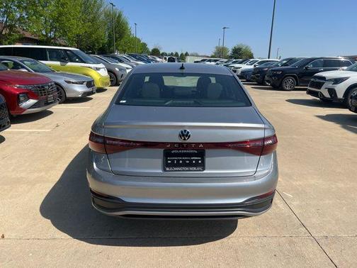 Pyrite Silver Metallic 2026 Volkswagen Jetta 1.4T S