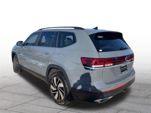 2025 Volkswagen Atlas 2.0T SE w/Technology 4MOTION