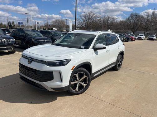 2026 Volkswagen Tiguan 2.0T SE 4MOTION