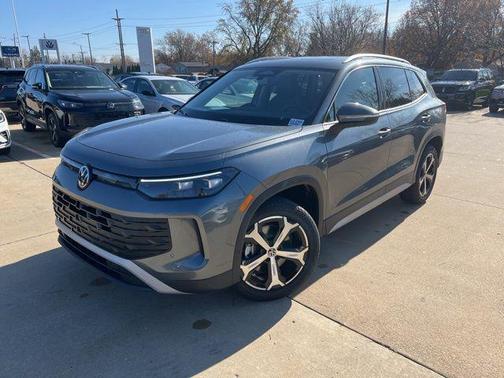 2026 Volkswagen Tiguan 2.0T SE 4MOTION