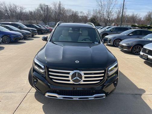 2026 Mercedes-Benz GLB 250 4MATIC