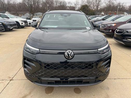 2026 Volkswagen Tiguan 2.0T SE R-Line Black 4MOTION