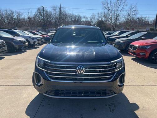 2026 Volkswagen Atlas 2.0T SE w/Technology 4MOTION