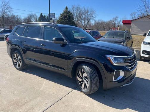 2026 Volkswagen Atlas 2.0T SE w/Technology 4MOTION