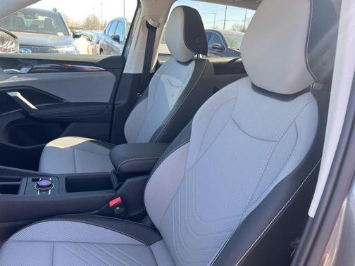 2026 Volkswagen Tiguan 2.0T SE 4MOTION