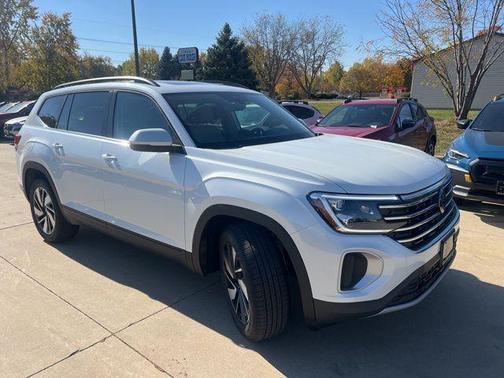 2026 Volkswagen Atlas 2.0T SE w/Technology 4MOTION