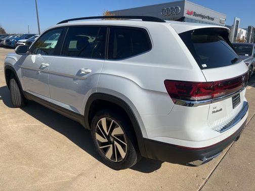 2026 Volkswagen Atlas 2.0T SE w/Technology 4MOTION