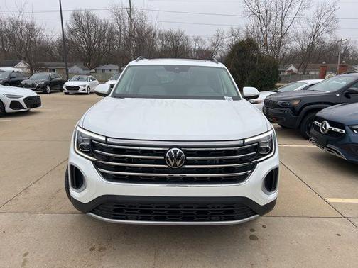 2026 Volkswagen Atlas 2.0T SE w/Technology 4MOTION