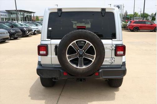 2023 Jeep Wrangler 4-Door Sahara