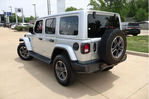 2023 Jeep Wrangler 4-Door Sahara