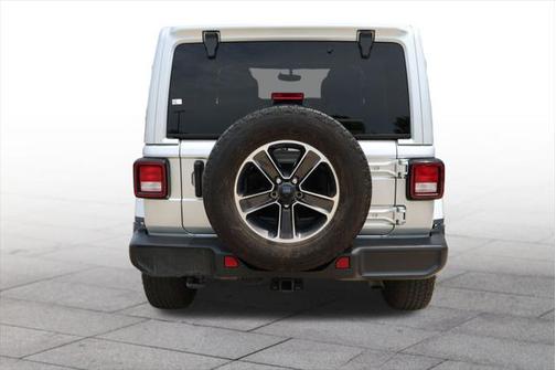 2023 Jeep Wrangler 4-Door Sahara