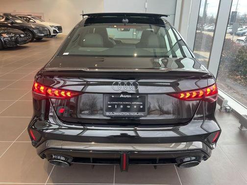 2025 Audi RS 3 2.5T (S tronic)