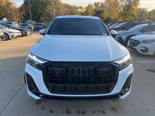 2026 Audi Q7 45 Premium Plus