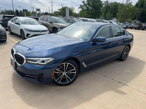 Phytonic Blue Metallic 2022 BMW 540 i xDrive