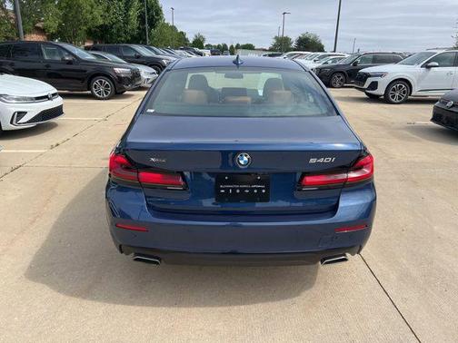 Phytonic Blue Metallic 2022 BMW 540 i xDrive