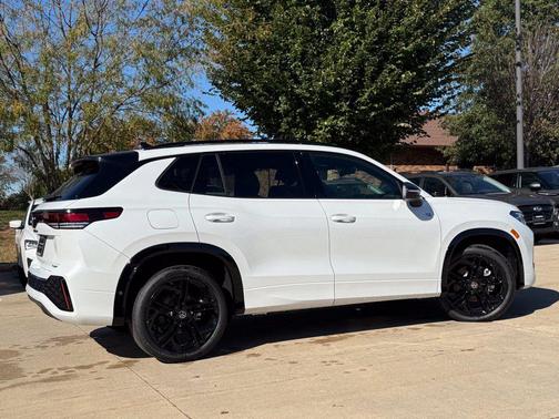 Opal White 2026 Volkswagen Tiguan 2.0T SE R-Line Black 4MOTION