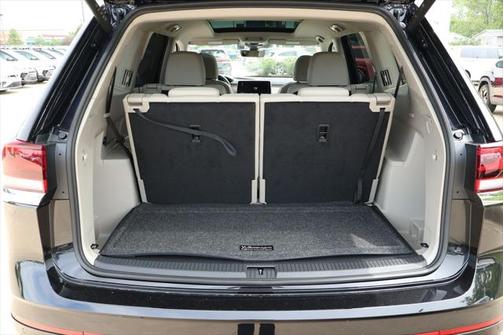 2025 Volkswagen Atlas 2.0T SEL Premium R-Line 4MOTION