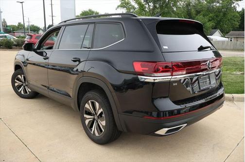 2025 Volkswagen Atlas 2.0T SE