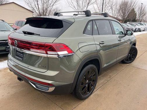 2026 Volkswagen Atlas Cross Sport 2.0T SE w/Technology 4MOTION