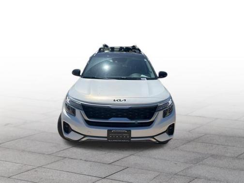 Cherry Black 2022 Kia Seltos S