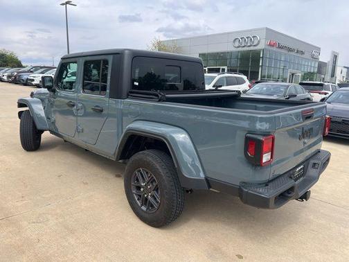 Anvil Clear Coat 2024 Jeep Gladiator Sport S
