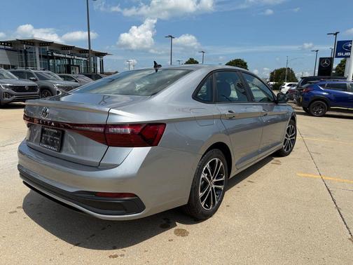 2025 Volkswagen Jetta 1.5T Sport