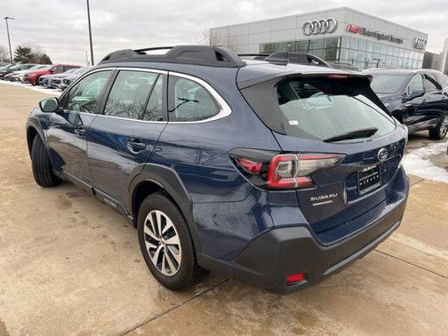 2023 Subaru Outback Base