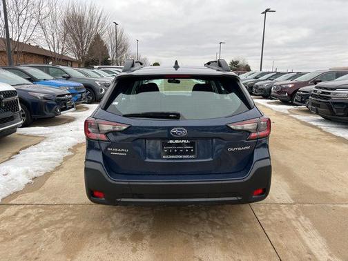 2023 Subaru Outback Base