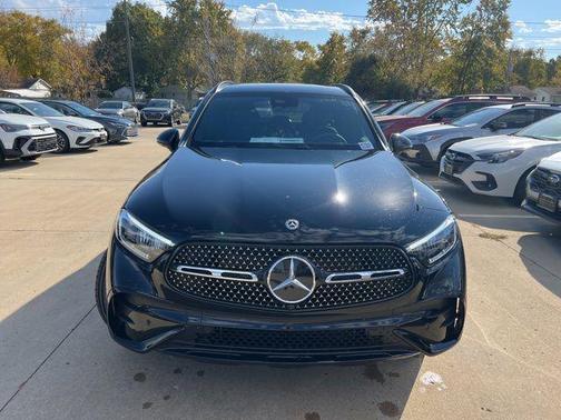 2026 Mercedes-Benz GLC 300 4MATIC