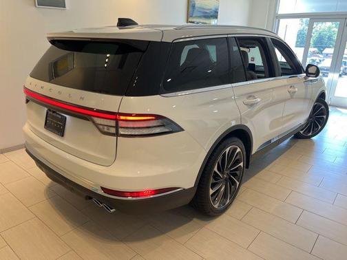 2025 Lincoln Aviator Reserve AWD