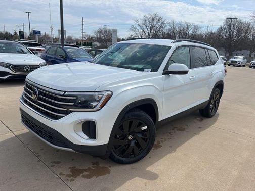 2026 Volkswagen Atlas 2.0T SE w/Technology 4MOTION