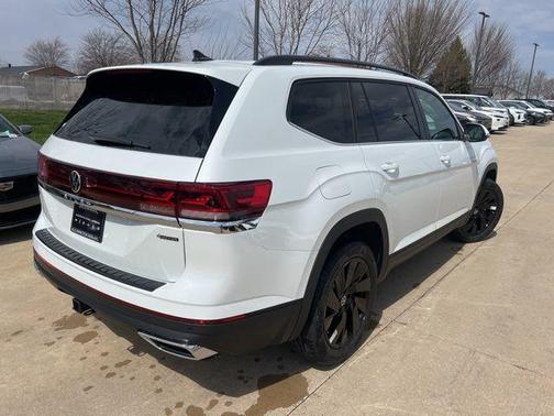 2026 Volkswagen Atlas 2.0T SE w/Technology 4MOTION