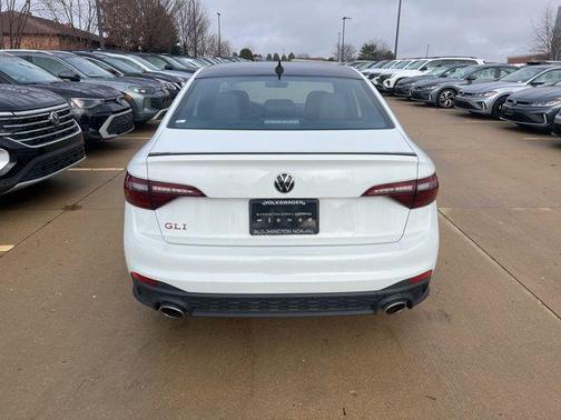 2024 Volkswagen Jetta GLI 2.0T Autobahn
