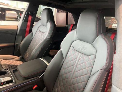 2026 Audi SQ8 4.0T Prestige