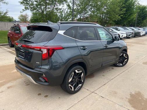 Gravity Gray 2024 Kia Seltos SX Turbo