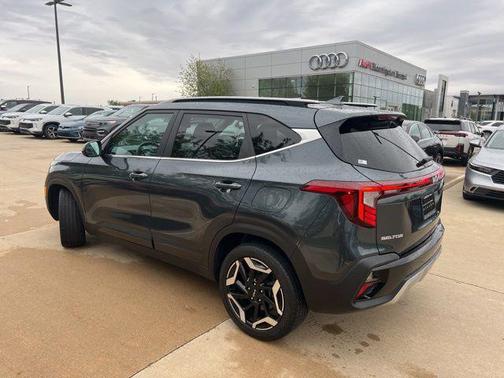 Gravity Gray 2024 Kia Seltos SX Turbo