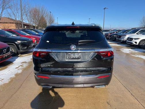 2023 Buick Enclave Essence AWD