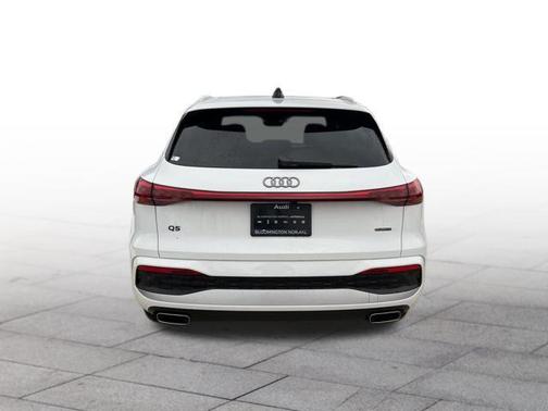 2025 Audi Q5 Premium TFSI quattro S tronic
