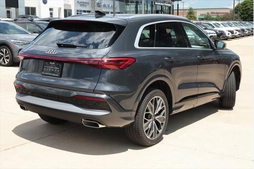 2025 Audi Q5 Premium Plus