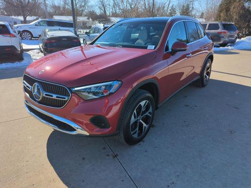 MANUFAKTUR Patagonia Red Metallic 2025 Mercedes-Benz GLC 350e Base