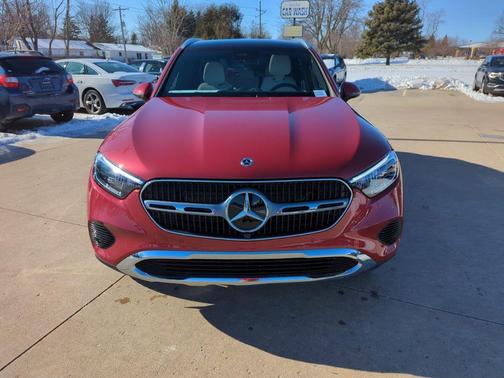 MANUFAKTUR Patagonia Red Metallic 2025 Mercedes-Benz GLC 350e Base