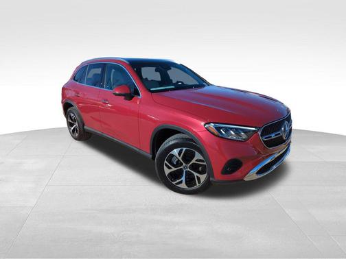 MANUFAKTUR Patagonia Red Metallic 2025 Mercedes-Benz GLC 350e Base