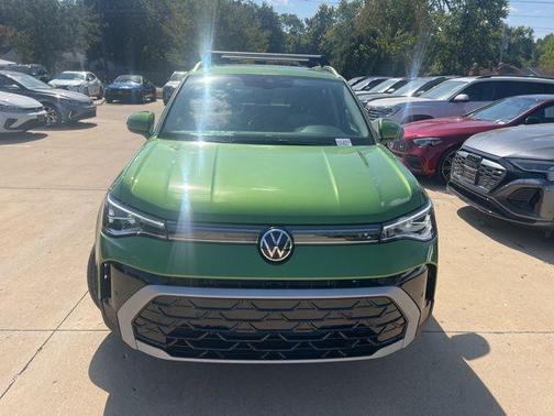 2025 Volkswagen Taos 1.5T SEL