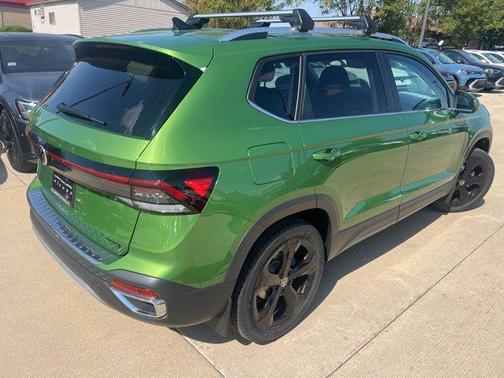 2025 Volkswagen Taos 1.5T SEL