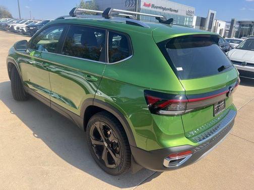2025 Volkswagen Taos 1.5T SEL