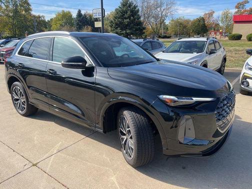 2025 Audi Q5 Premium Plus TFSI quattro S tronic