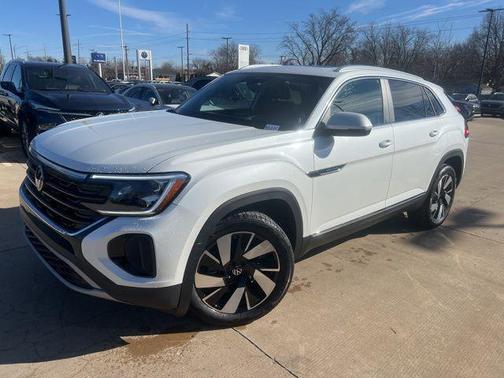 2026 Volkswagen Atlas Cross Sport 2.0T SEL